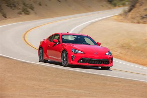 Review: 2017 Toyota 86 is loads of fun, without the price tag