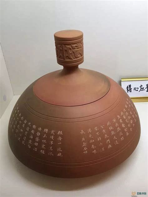 广西省陶瓷艺术大师陈梅设计制作的坭兴陶作品欣赏