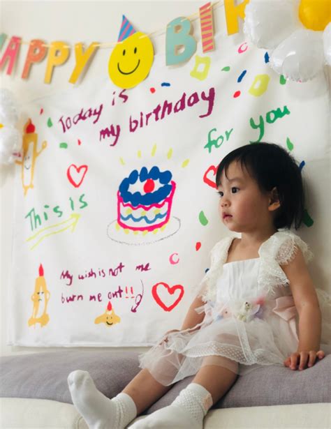杨怡罗仲谦为儿子庆祝1岁生日 分享一家四口开心全家福