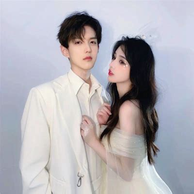 情侣女生头像温柔干净