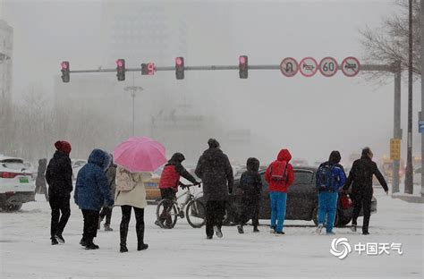 日本北陆地区大雪已致20余人死伤 政府维持警报_手机凤凰网