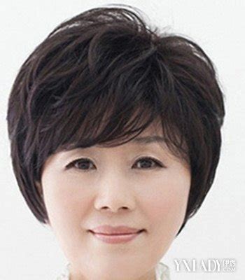 【图】女人四十留啥发型 6款发型既干练又减龄(3)_伊秀美容网|yxlady.com