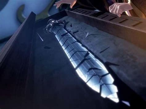 国漫中最有名的四把剑，王权剑锋利，逆鳞特殊，鲨齿妖邪，长虹剑童年回忆！