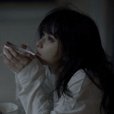 非主流伤感美女头像