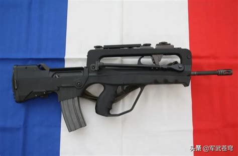 哪种军用步枪使用杠杆延迟原理？代表型号法国FAMAS自动步枪