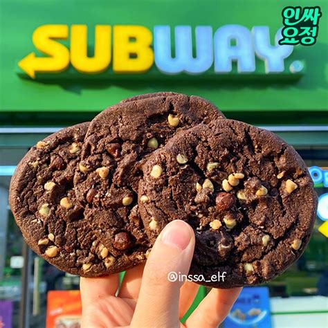 韩国赛百味推出了“薄荷巧克力”曲奇饼~~~你们mincho派的可以快乐了