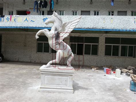 玻璃钢雕塑32 - 深圳市海麟实业有限公司