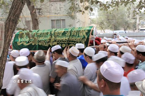 揭秘回族穆斯林葬礼有哪些特殊的风俗习惯 - 趣闻轶事 - 穆斯林在线（muslimwww)