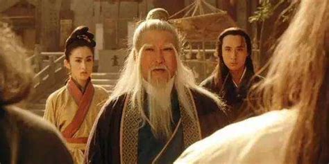 张三丰活了三个朝代，他与郭靖和杨过认识吗谁的武功更高呢