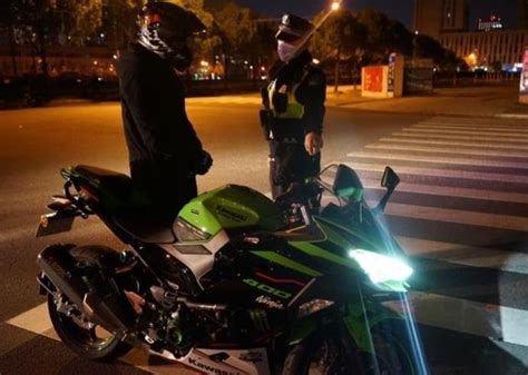 上海外地牌照摩托车(上海外地牌照摩托车被抓到) - 摩比网