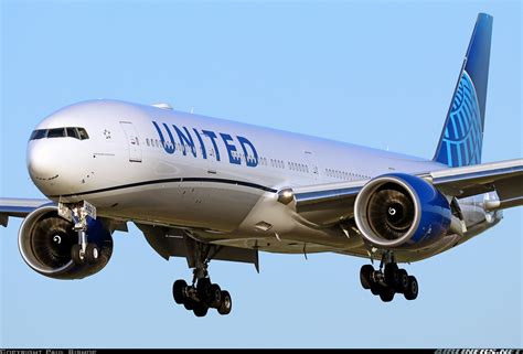 Boeing 777-300/ER - United Airlines | Aviation Photo #6057499 ...