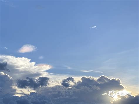 神奇！天空惊现云做的动物 惟妙惟肖-图片频道