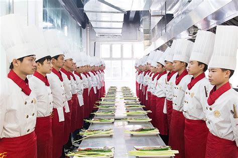 厨师短期培训班 厨师培训机构_学厨师_陕西新东方烹饪学校