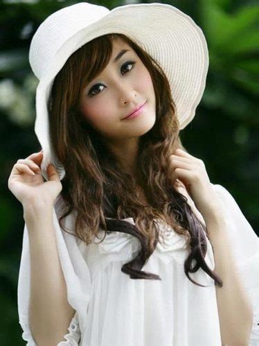 越南旗袍美女，你最喜欢哪一个？|越南|旗袍|美女_新浪新闻