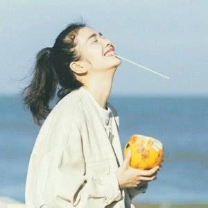 非主流女生大笑头像