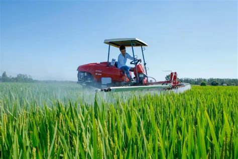 中联智能农机精彩亮相全国农机装备高质量发展现场推进会 | 农机新闻网