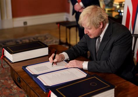 英国与欧盟同意达成“微型”贸易协议