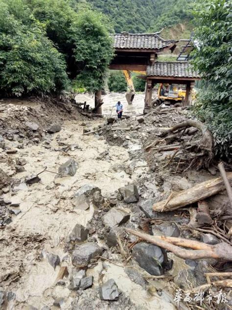 平武县洪涝灾害损失超10亿 多个乡镇一度成孤岛 - 每日更新 - 华西都市网新闻频道