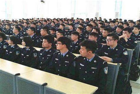 港媒：香港警察学院结业会操转用中式步操，李家超出席检阅