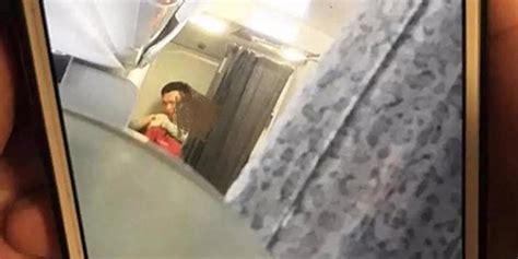 国航CA1350遭劫持画面曝光 乘客讲述惊魂时刻(含视频)_手机新浪网