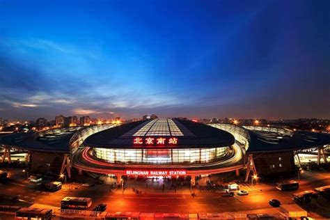 单日最高70多万人次，中国客流量最大高铁站，世界上最好的火车站