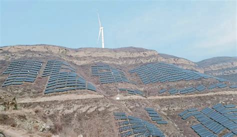 江西瑞昌：光伏发电助力绿色生态发展-人民图片网