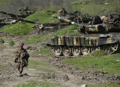 亚阿冲突已致至少23人死亡，特朗普欲调停|亚美尼亚|特朗普|阿塞拜疆_新浪新闻