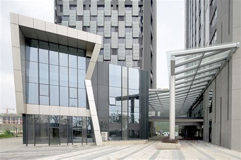 泰州大华锦绣商务中心-南京邦建实践建筑设计事务所有限公司