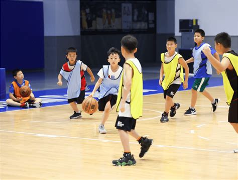 NBA姚明学校夏季篮球训练营即日起开始报名_体育_腾讯网