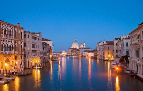 享乐欧洲｜在威尼斯的五色岛上，遇见幸福-威尼斯旅游攻略-游记-去哪儿攻略
