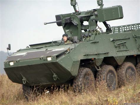 美国陆军喜提新式装甲车，防护大幅增强，远超之前所有型号__凤凰网