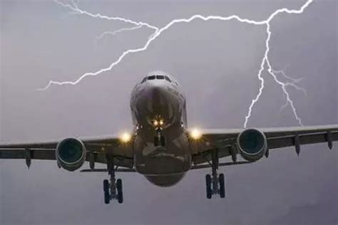 天气现象对飞行的影响？--气象服务类