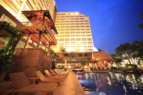 曼谷湄南河四季酒店预订及价格查询,Four Seasons Hotel Bangkok at Chao Praya River_八大洲旅游