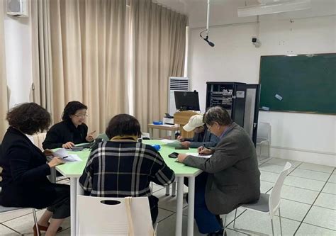 我院学工系统全体老师赴武汉纺织大学参观学习