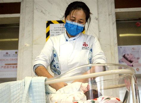 新加坡新生男婴自带新冠抗体-孕妇感染新冠会影响胎儿吗 - 见闻坊