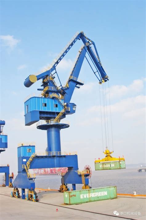 港口机械学堂系列之—— 门座式起重机_武汉港博港机技术有限公司|港博|港博港机|港口机械设计|港口维修改造|