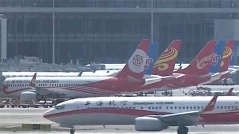 民航局再次向多个中外航班发出熔断指令_凤凰网视频_凤凰网