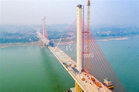四川泸州：白沙长江大桥合龙在即-人民图片网