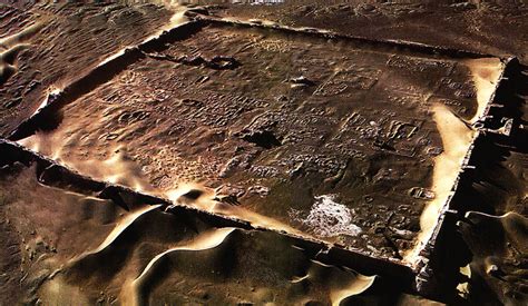 历史探秘： 流沙中的古城“黑水城”(组图)_资讯_凤凰网