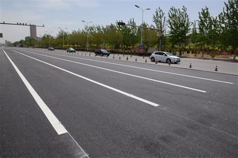 市政蓝色沥青路面施工_彩色沥青路面_哈尔滨世纪沥青路面施工