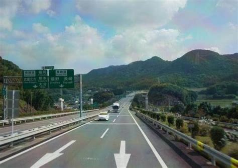 贺州信都至梧州高速公路正式通车__财经头条