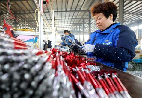安徽淮北：铝基制造业增速加快-人民图片网