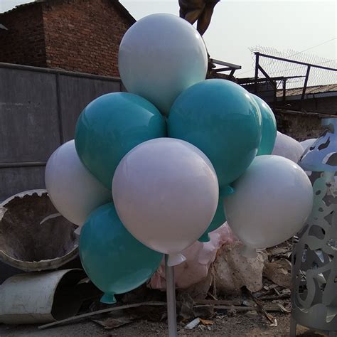 商场美陈景观玻璃钢气球雕塑 仿真彩气球雕塑可定制-河源白里橱窗设计有限公司