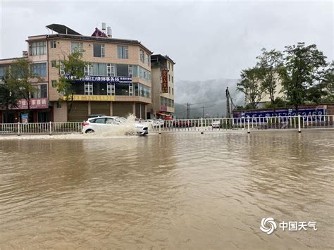 云南景洪特大洪水已致3人受伤132人被困(图)_手机新浪网