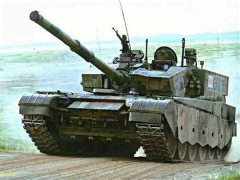坦克正面复合装甲1000mm，真的就是1m