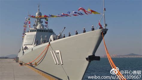 2020年海军首艘舰艇服役，055型南昌舰入列，112块“巧克力”亮眼_凤凰网视频_凤凰网