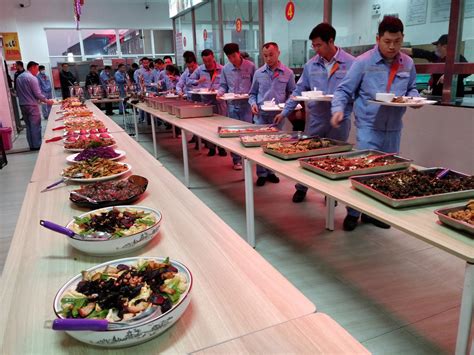 红包、年夜饭…… 莆田市总工会与留企员工“心连心”
