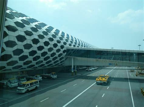 深圳宝安国际机场2020年旅客吞吐量3792万人次 排名全国第三_民航_资讯_航空圈