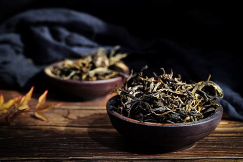 如何分辨优质的陈年老普洱茶？