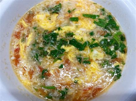 【番茄金针菇鸡蛋汤的做法步骤图，怎么做好吃】EchoMoo_下厨房